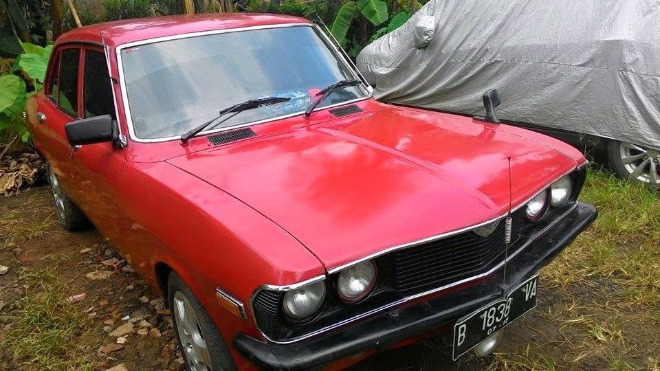 LAPAK SEDAN RETRO Jual Mazda Klasik Capella Harga Ngawur 