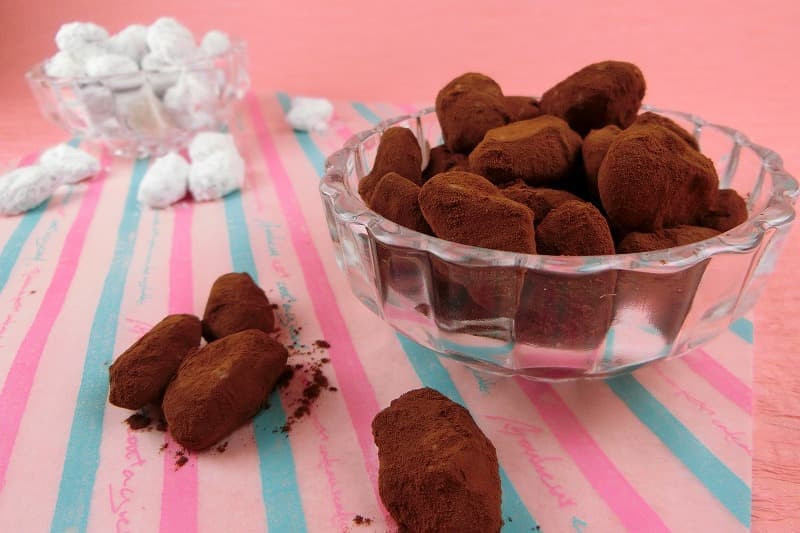 バレンタインに簡単でおしゃれで大量生産できるチョコレートレシピ 銀木食堂のごはん日記 バレンタインに簡単でおしゃれで大量生産できるチョコレートレシピ 銀木食堂のごはん日記