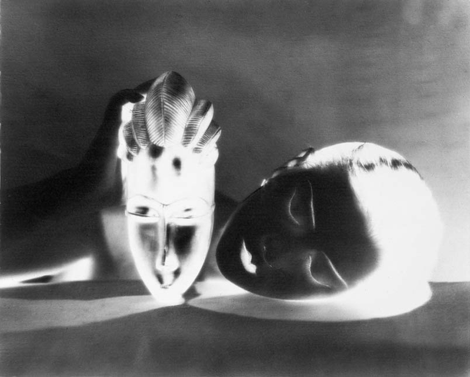 Noire et blanche, 1926 Man Ray