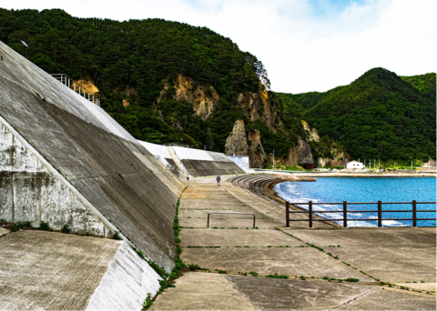 japan sea wall