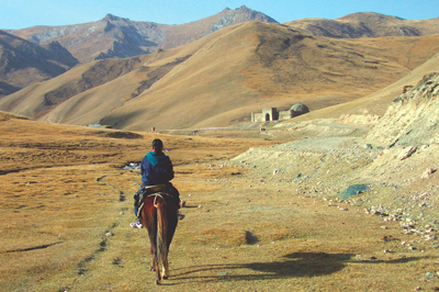 kyrgyzstan tours, kyrgyzstan craft tours, kyrgyz holidays