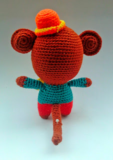 MONITO FRIKI AMIGURUMI 2