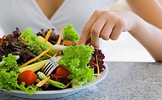 Tips Langsing Sederhana Atur Pola Makan Teh Herbal 