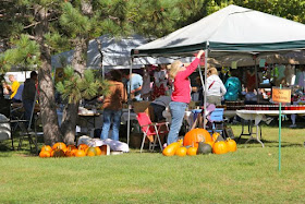 vendors setting up in the breeze