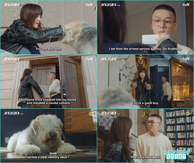 jeon Seol enter in han se joo house with the help of a starry dog which end up eating a bone shape usb - Chicago Typewriter: Episode 1