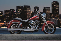 Harley-Davidson Dyna Switchback (2012) Side 1