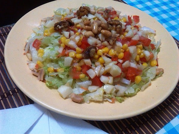 ENSALADA CON FRUTOS SECOS