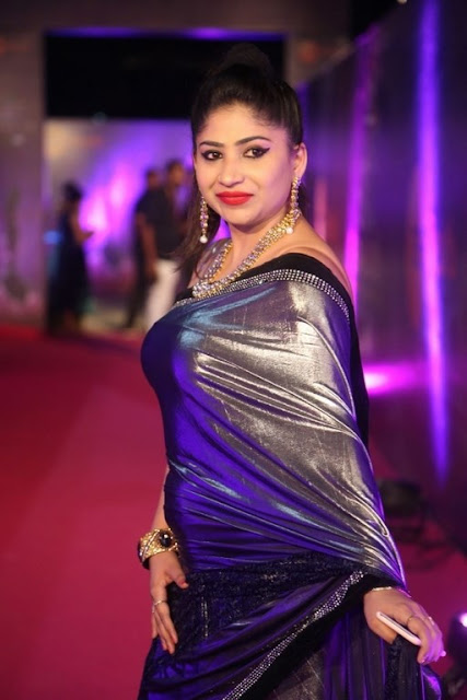 Madhulagna Das telugu actress spicy pics in sleeveless saree