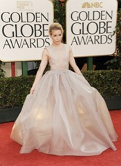 piper_perabo_dress_goldenglobe