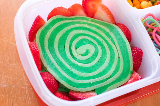 How to Make Dr. Seuss Day School Lunches!