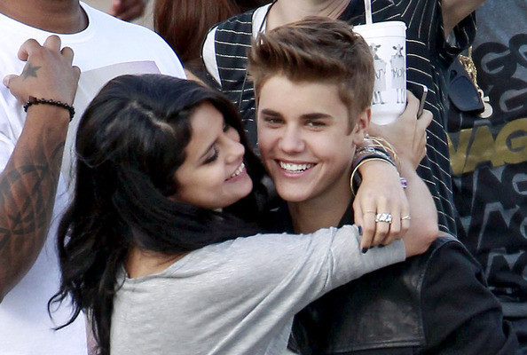 Are Justin Bieber and Selena Gomez truly on the Rocks? » Celeb News | Justin Bieber | Selena Gomez