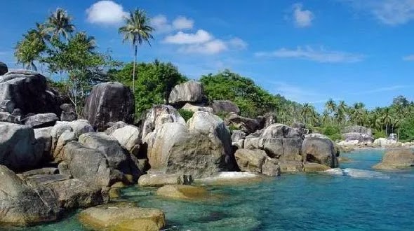 Tempat Wisata Belitung Terbaik dan Menarik