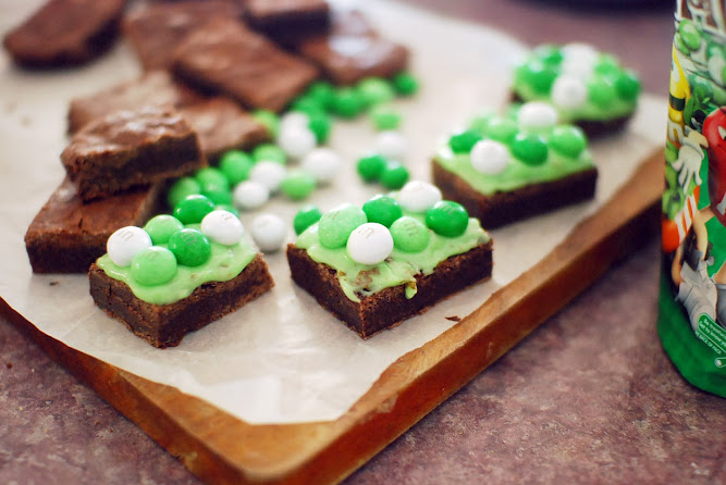 Crispy Mint M&M's Brownies with Cream Cheese Icing Recipe Food Blog