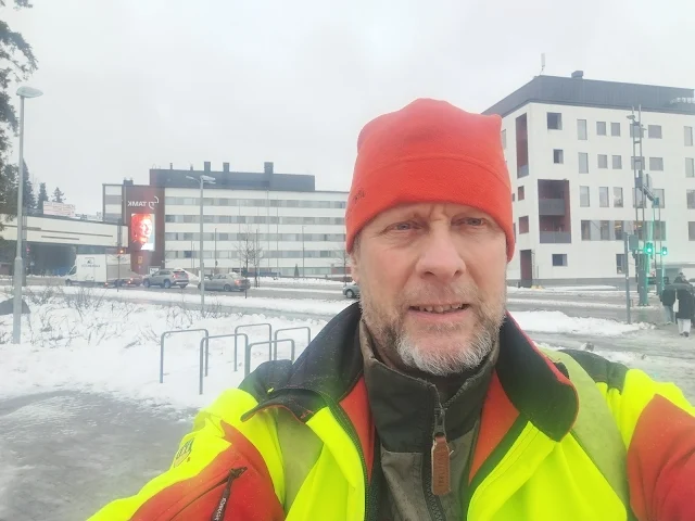 25.11.2024 #KuntavaaliehdokasTampere #SeppoLehto #TAMK saksantuntien jälkeen #ratikalla #kotiin kuva2