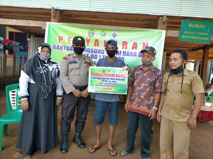 Bhabinkamtibmas Polsek Polongbangkeng Utara, Melaksanakan Pam Dan Monitoring Pembagian BLT DD tahap III