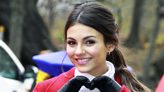 Victoria Justice hd Wallpaper