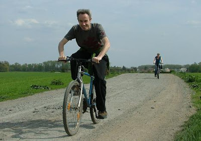 Dennis and Jess on the trail out of Horka