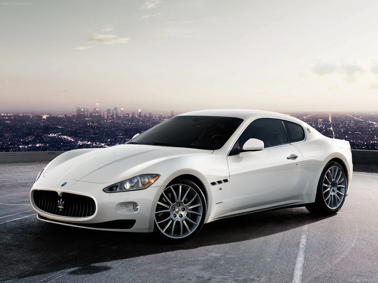 Hình ảnh siêu xe Maserati GranTurismo S Automatic 2010 & nội ngoại thất