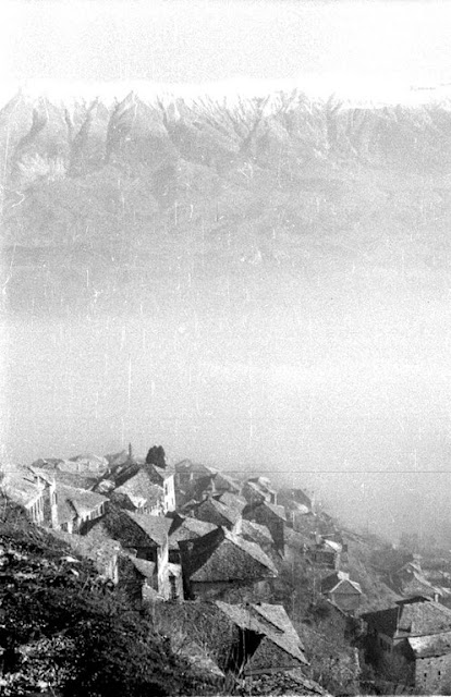 Gjirokastra in 1957, by Wilfried FIedler