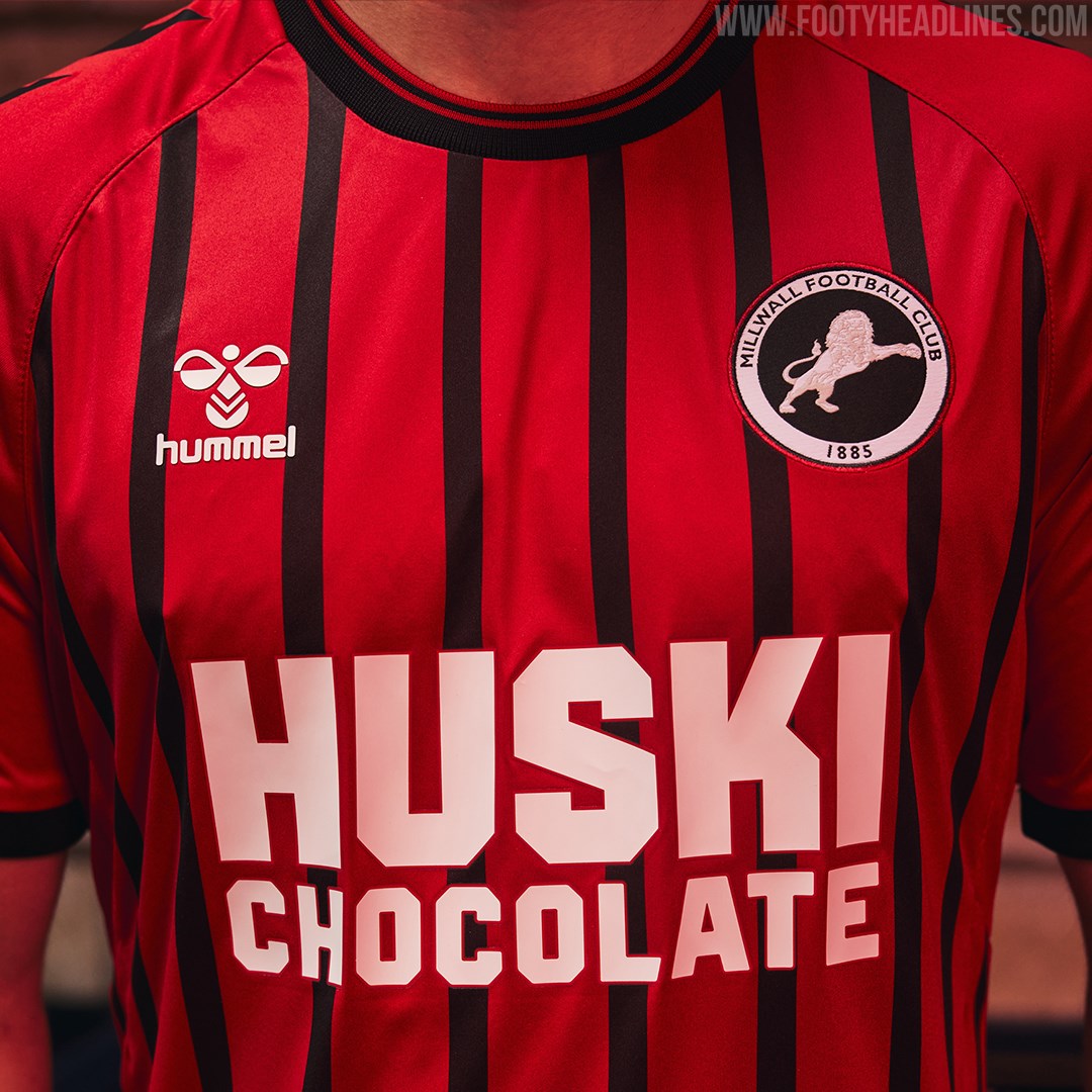 Millwall FC Away soccer jersey 2022/23 - Hummel –