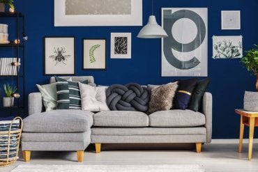 The Colors That Go Well With Navy Blue