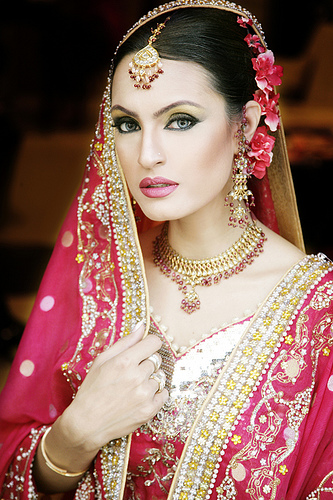 Arabic bridal makeup and hair styles that will hopefully inspire you in 