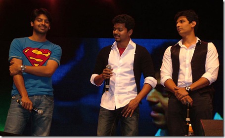 Vijay Nanban-Audio-Launch-Stills-002
