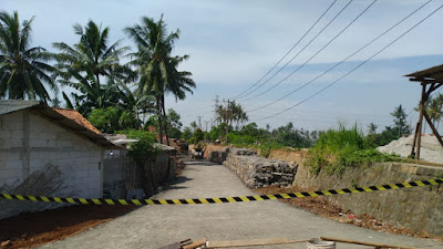 DBMSDA Kabupaten Tangerang Bangun Jalan Alternatif Jalan Longsor di Desa Tanjung Burung