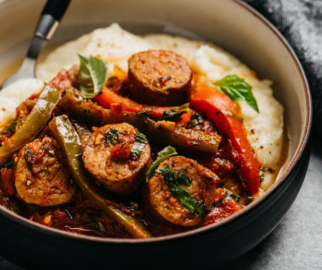 ITALIAN SAUSAGE AND PEPPERS OVER CREAMY CAULIFLOWER PUREE