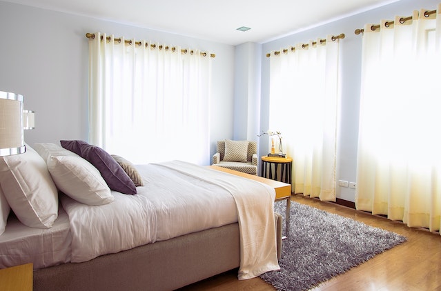 Simple Bedroom Decor Ideas