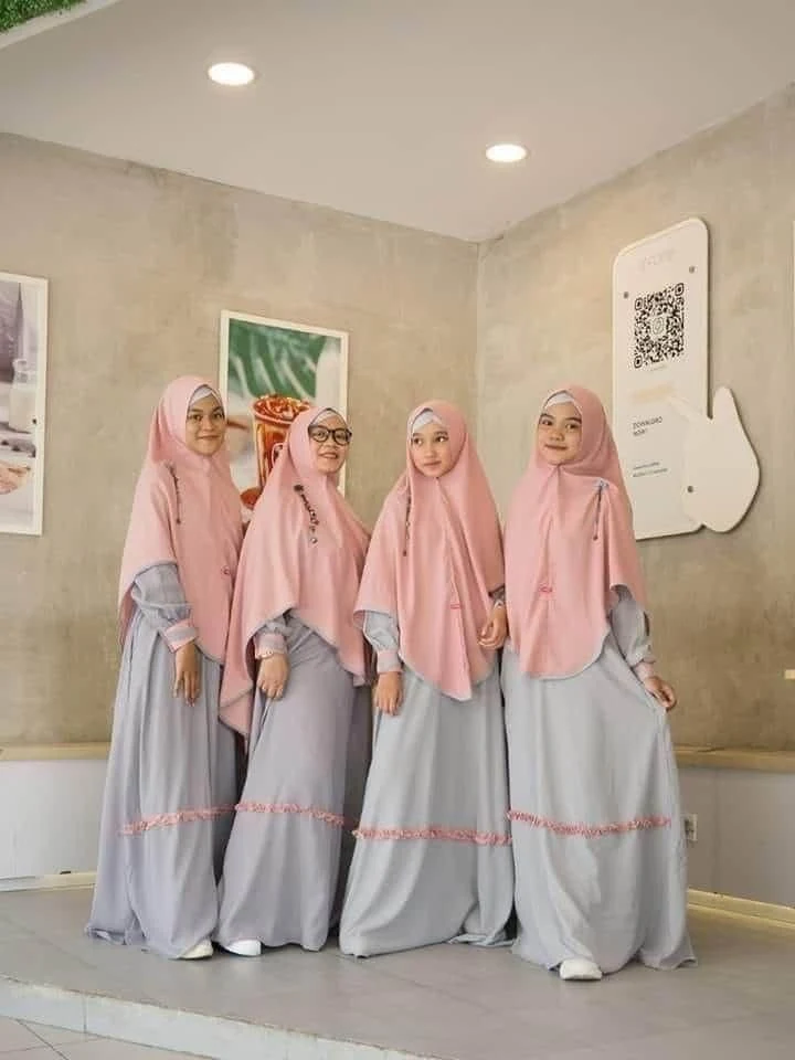 26 Gamis Sederhana Tapi Modis Ideas Fashion Gamis Simple - Model baju gamis sederhana tapi mewah