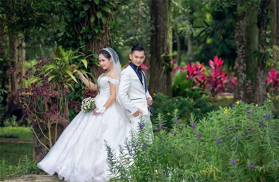 Prewedding dan Wedding di Taman Agrowisata Bukit Bougenville