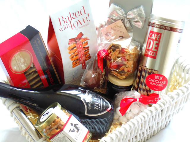 Spicers Of Hythe Valentines Hamper