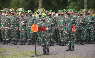 Kasad Pimpin Pemakaman Secara Militer Alm Brigjen TNI Stepanus Mahury