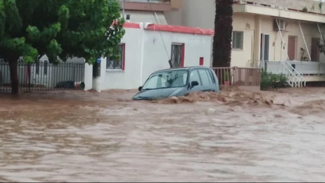 Ανείπωτη τραγωδία την Εύβοια: Νεκροί δυο ηλικιωμένοι και ένα βρέφος από τις πλημμύρες (βίντεο) 