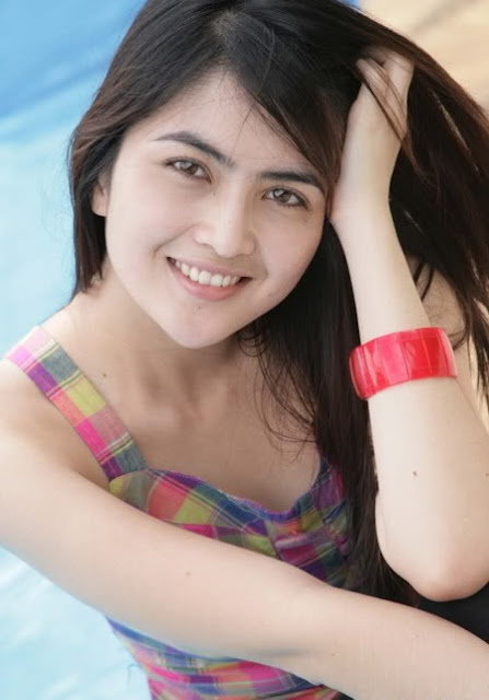 Model Wanita Indonesia Cantik dan Sexy Terbaru 2013
