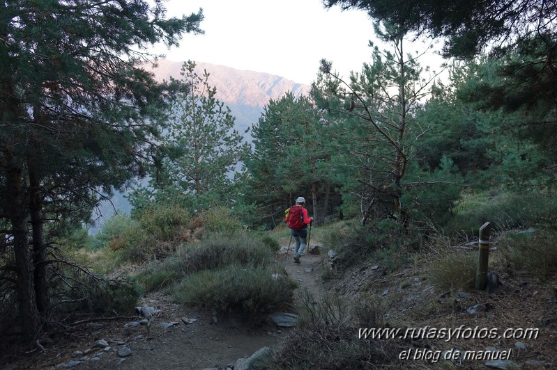 Puntal de Siete Lagunas desde Trevélez (Sierra Nevada)