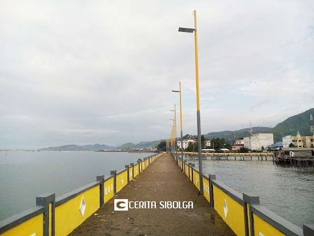 Tempat Wisata Baru Sibolga, Jembatan di Atas Laut