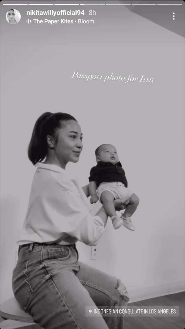Potret Nikita Willy Ajak Baby Izz Bikin Paspor Persiapan Pulang Ke Indonesia