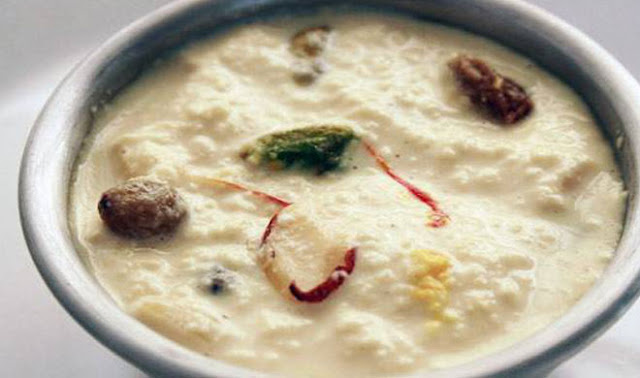 http://www.indianlazizkhana.com/2016/07/laziz-tastey-chhena-kheer-or-curd.html