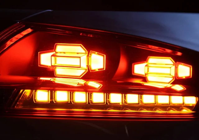 Audi - tecnologia OLED