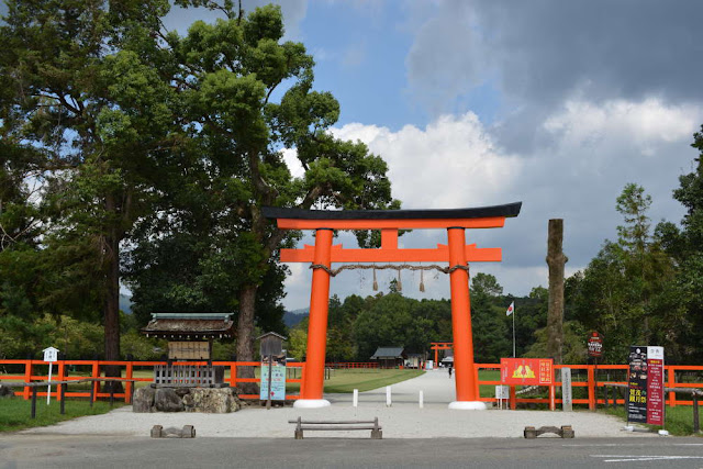 torii, kamigamo-jina, kyoto