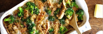 Creamy Chicken Quinoa and Broccoli Casserole #healthy #lowcarb