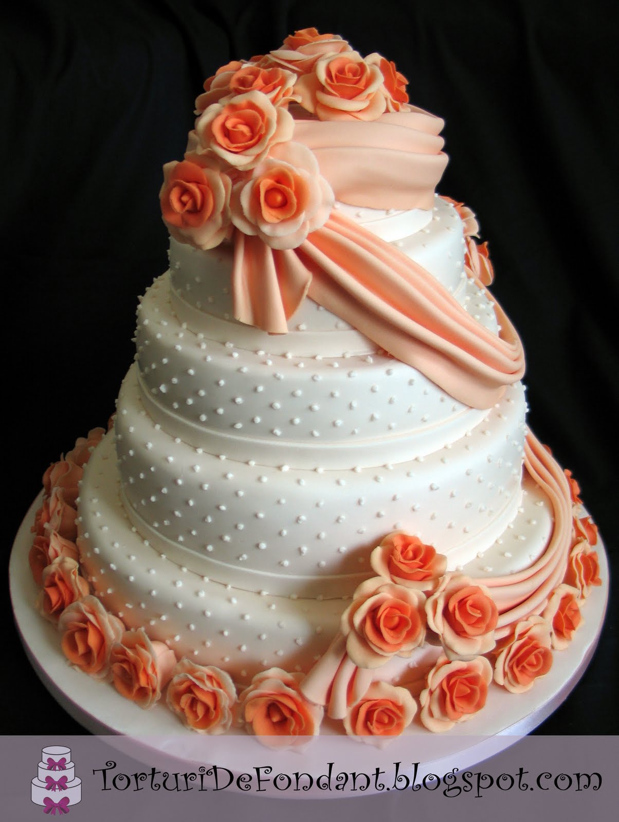 pink rose wedding cake Tort de nuntă pentru Cristina și Florin