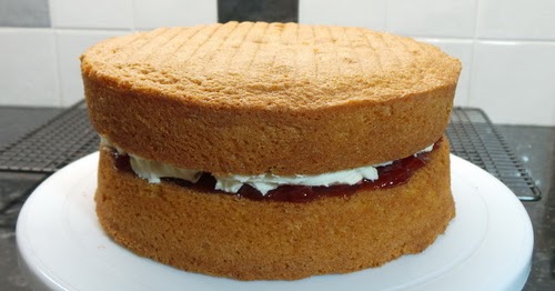 All In One Victoria Sandwich Sponge Cake
