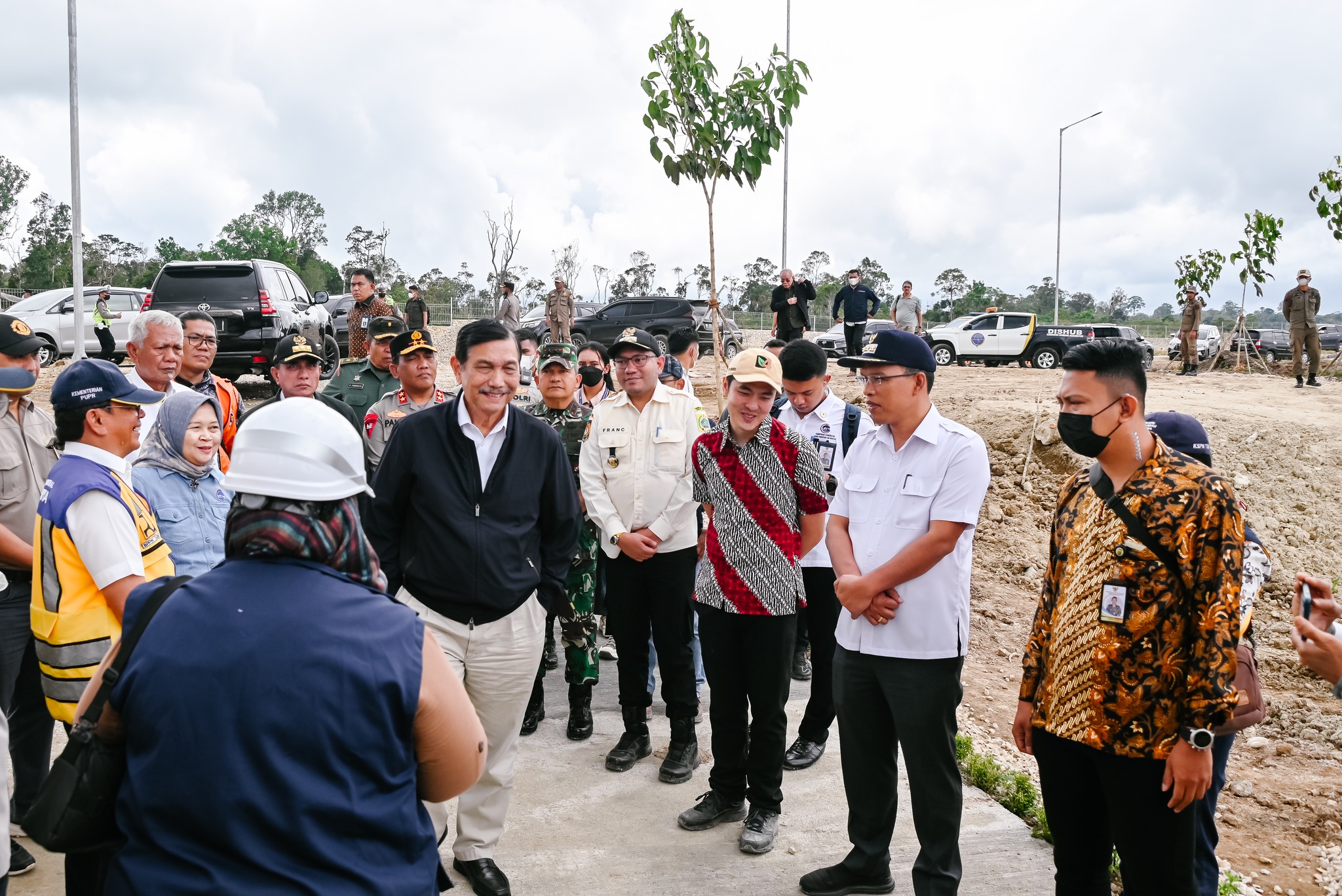 Menko Marves Tinjau Kembali Taman Sains Teknologi Herbal dan Holtikultura  di Humbang Hasundutan