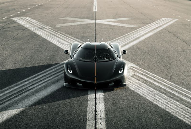 Koenigsegg Jesko Absolut-frontal