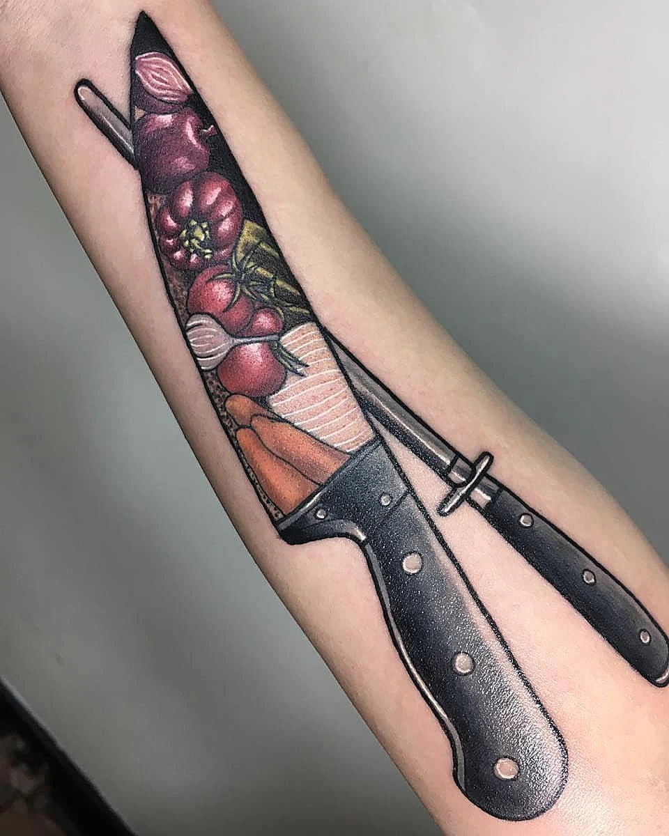 Tatuajes de cuchillos y puñales y su significado