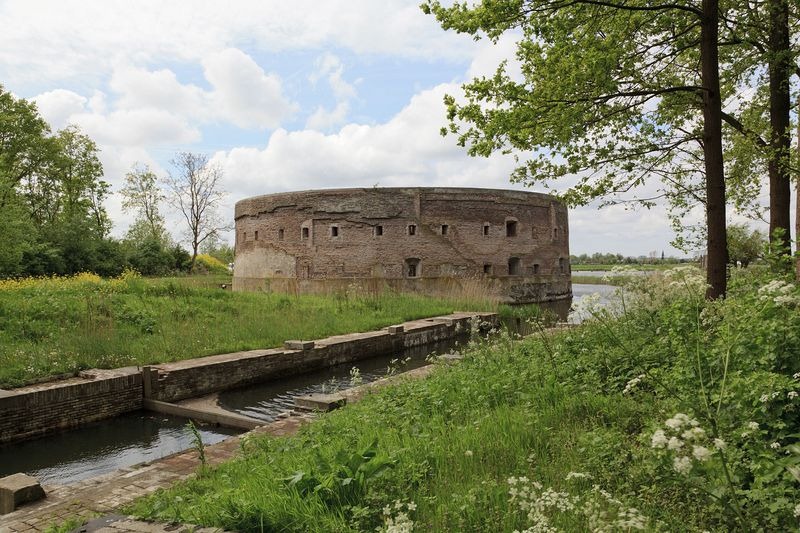 defence-line-of-amsterdam-6