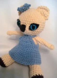 http://es.scribd.com/doc/48753469/Virgo-Kitten